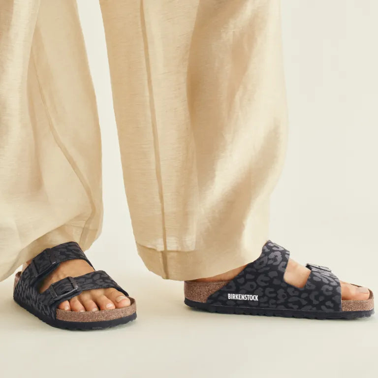 WOMEN'S SANDALS & SHOES